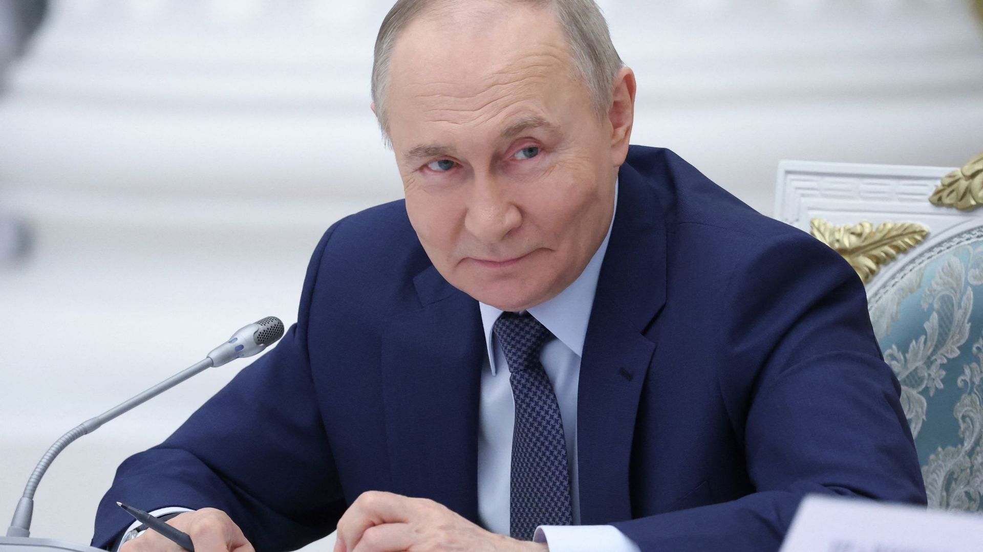 L&rsquo;Amérique en déclin : le narcissisme de Trump et la sagesse stratégique de Poutine